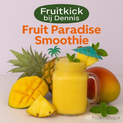 Fruit paradise smoothie met veel tropisch fruit in een glas