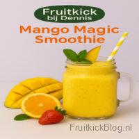 Mango smoothie met aardbei , sinaasappel en mango