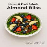 Almond Bliss salade met amandelen en tropisch fruit – voedzame noten en zaden salade.